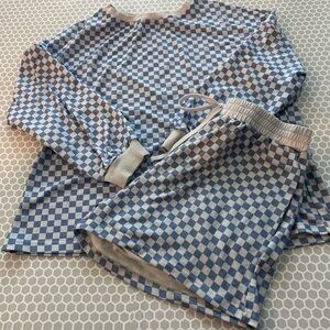 Blue Checkered Sweatshirt & Shorts Womens Set

Size S
